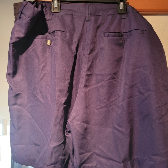 Windham Pointe golf shorts - 2 pair set - Picture 2 of 3